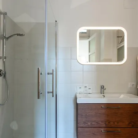 Live Napoli! Spacious La Casa Di Marina شقة